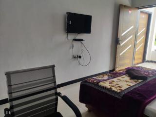 Jyoti Hotel and Restaurant - 8