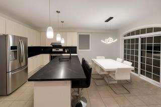 Spacious 6BR Family Home Brampton - 6