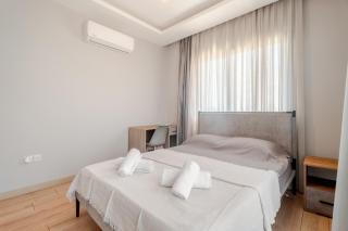 Famagusta Central Comfort Apartments - 1