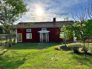 Villa Sakis - Historic Swedish Farm Cottage - Lake Sauna - 9