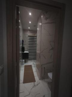 Penthouse spacieux, moderne et paisible - 8