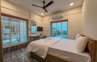 The Botanika Suites - 3