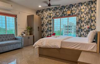 The Botanika Suites - 9