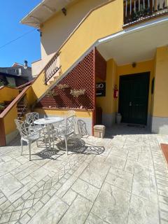 SecHome Stanza in villa privata con giardino - 1