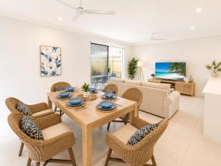 Serene Warner Stay Stylish Home for Families - 1