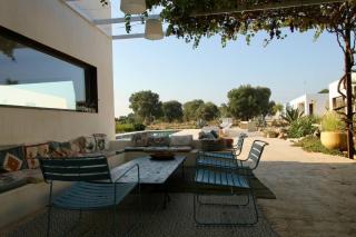 Exceptional mix of architecture, nature and luxury - 9