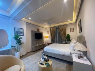 Gold Crest Residency - Hotel Serviced Apartments DHA Lahore - 3