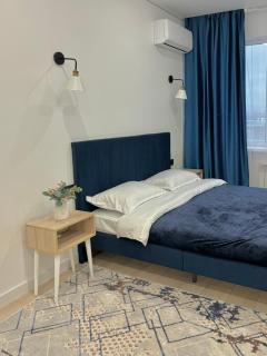 minimalistic blue apartments рядом Aport Mall East - 8