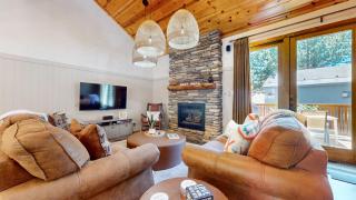 Mammoth Sierra Townhomes #18 condo - 3