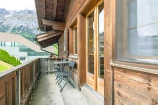 First Apartment - Aare Jungfrau AG - 2