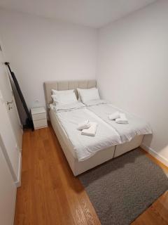 Solis Apartment & Free Garage Parking - 3