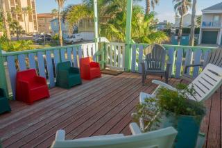 Authentic Near Beach House - Sleeps 16 - 5 Bedr - 7