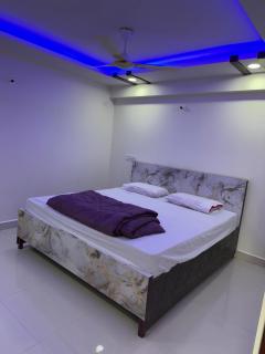 Jhansi hotel - ramoji film city - 4