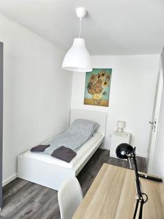 Kiel Elisabethstraße 3 OG links 3 Zi Wohnung - 6
