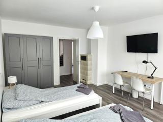 Kiel Elisabethstraße 3 OG links 3 Zi Wohnung - 4