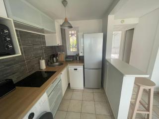 Duplex vue mer avec piscine , commerces à pied - 8