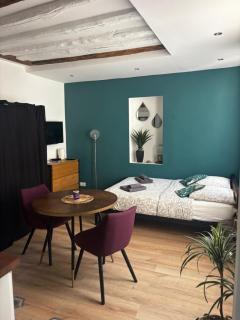 Charmant studio quartier Saint Louis à Versailles - 0