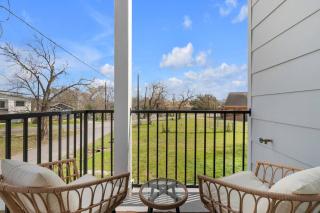 Rachel Townhome located Near Downtown & The Heights - 1