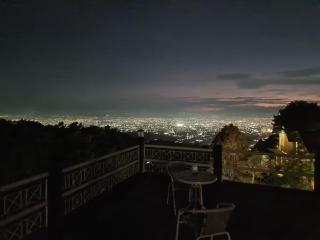 Hilltop Villa 14 Guests Amazing View Fast WiFi - 0