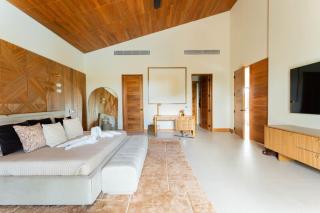 Villa Positano, Grand 6BR Family Villa in Miami - 5