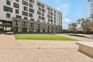 261 One Rosebank Executive Apartments - 3