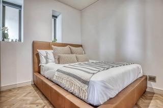 261 One Rosebank Executive Apartments - 5