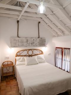 Charming House in La Campana with Mountain View - 4