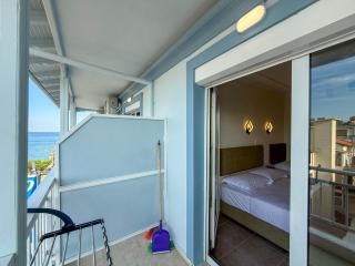 Celeste Blu Suites & Rooms - 3