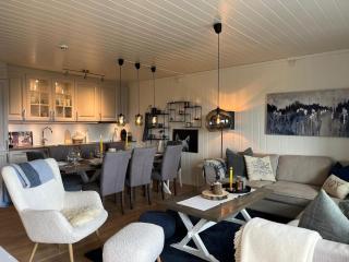 Luxury Norwegian Mountain View Apartment - Balcony - 0