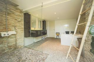 Villa raffinée avec piscine à Aubagne - Jacuzzi inclus - 1