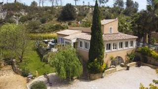 Villa raffinée avec piscine à Aubagne - Jacuzzi inclus - 3