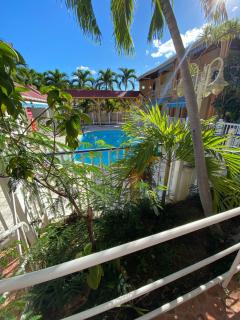 Appartement lumineux à Pointe-Noire 36 m² avec piscine partagée - 2