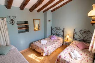 Charming House in Orés - 2