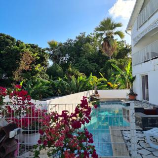 Appartement spacieux à Bois des Nèfles, 70 m², piscine partagée - 9