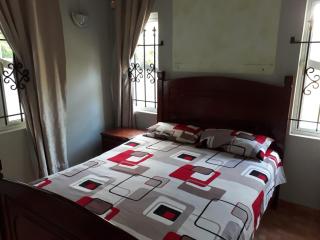 Sunny villa in Pereybere with private pool - 5