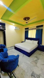 Decent Lodge Guest House - 3