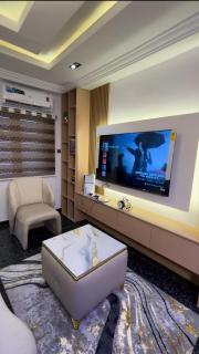 De Pointe Luxury new 2 Bedroom Apartment - 3