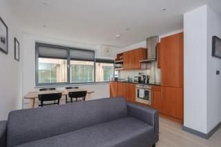 Stylish 1 Bedroom Apartment in Holborn in a Great Location - 5