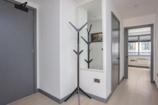 Stylish 1 Bedroom Apartment in Holborn in a Great Location - 3