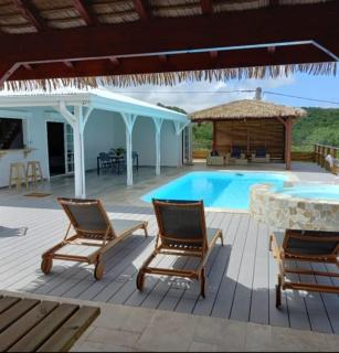 Villa contemporaine au Marin avec piscine privée - 0
