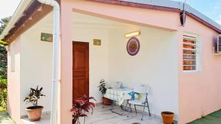 Maison intime avec jardin à Capesterre - 9