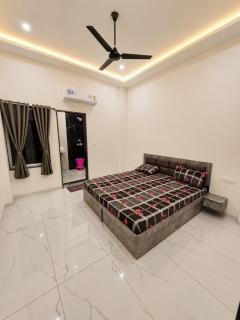 Virat Palace 500 Mitter From Khatu Shyam Mandir - 5
