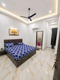Virat Palace 500 Mitter From Khatu Shyam Mandir - 4