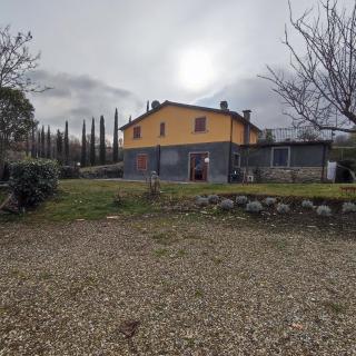 Charming house with shared pool in Caprese Michelangelo - 1