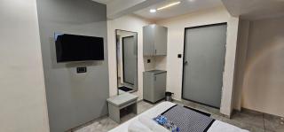 Hotel Paris Grand - 1