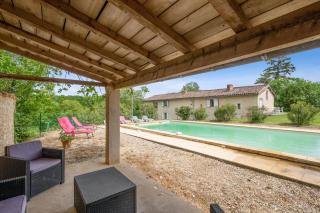 Villa spacieuse avec piscine privée, à Salies, 250 m², 6 chbres - 8