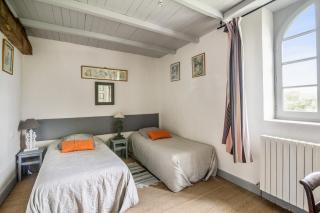 Villa spacieuse avec piscine privée, à Salies, 250 m², 6 chbres - 3