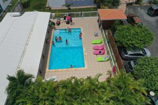 Maison lumineuse avec piscine au Moule - 4