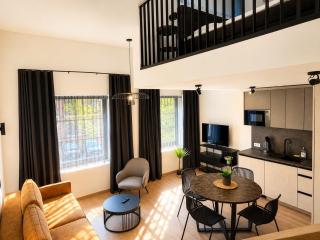 Filosoofi Suites - 7