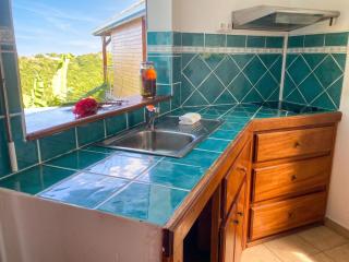 Charmant Bungalow avec vue sur la mer à Marigot, 60 m², piscine. - 8